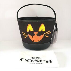 Coach CCE04 Trick Or Treat Cat Halloween Bucket 2025 Black Regenerative